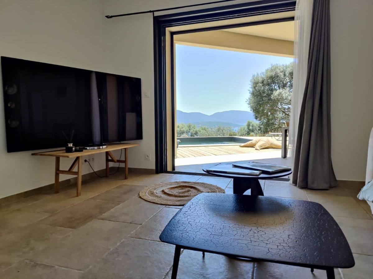 بروبرِيانّو Residence Licciola المظهر الخارجي الصورة